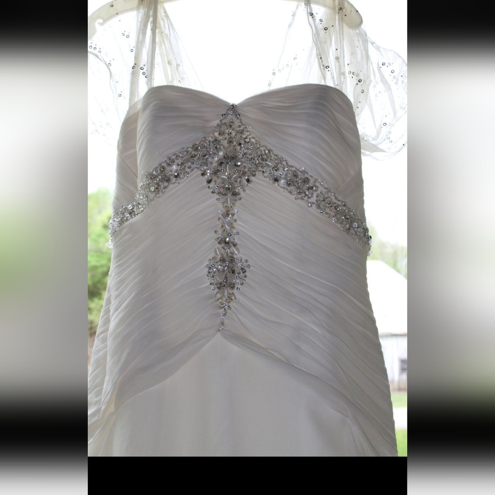 D'Amore size 12 wedding dress